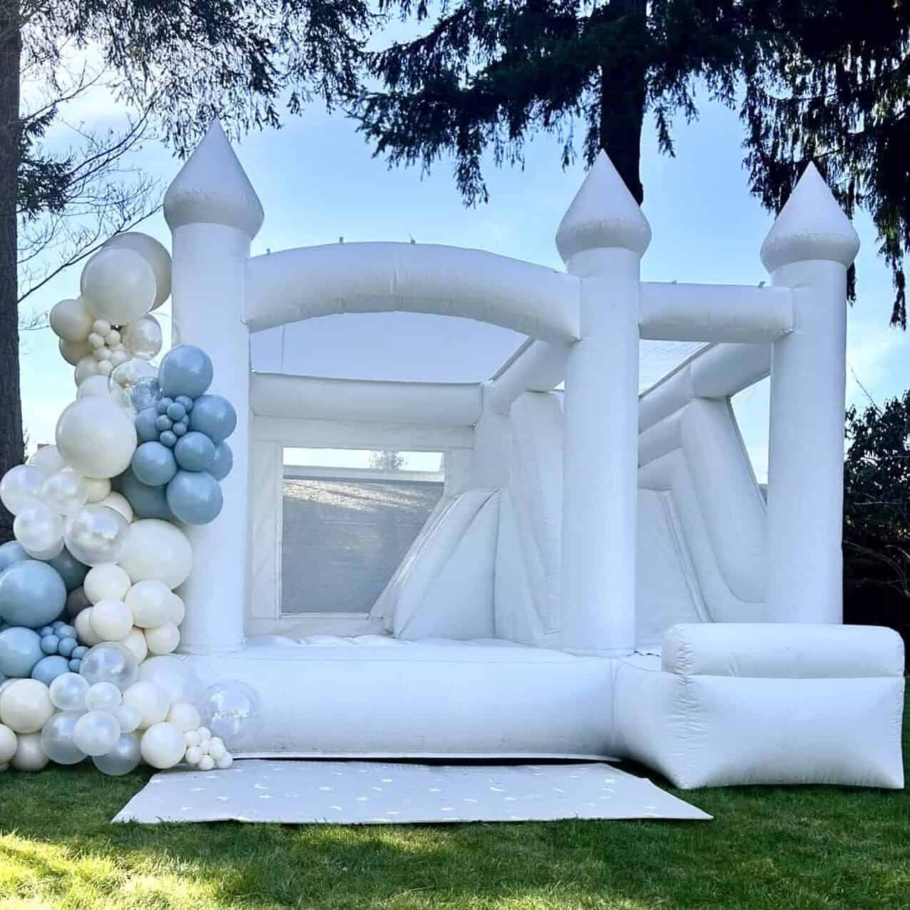 Large inflatable attraction for fairs festivals and corporate family events